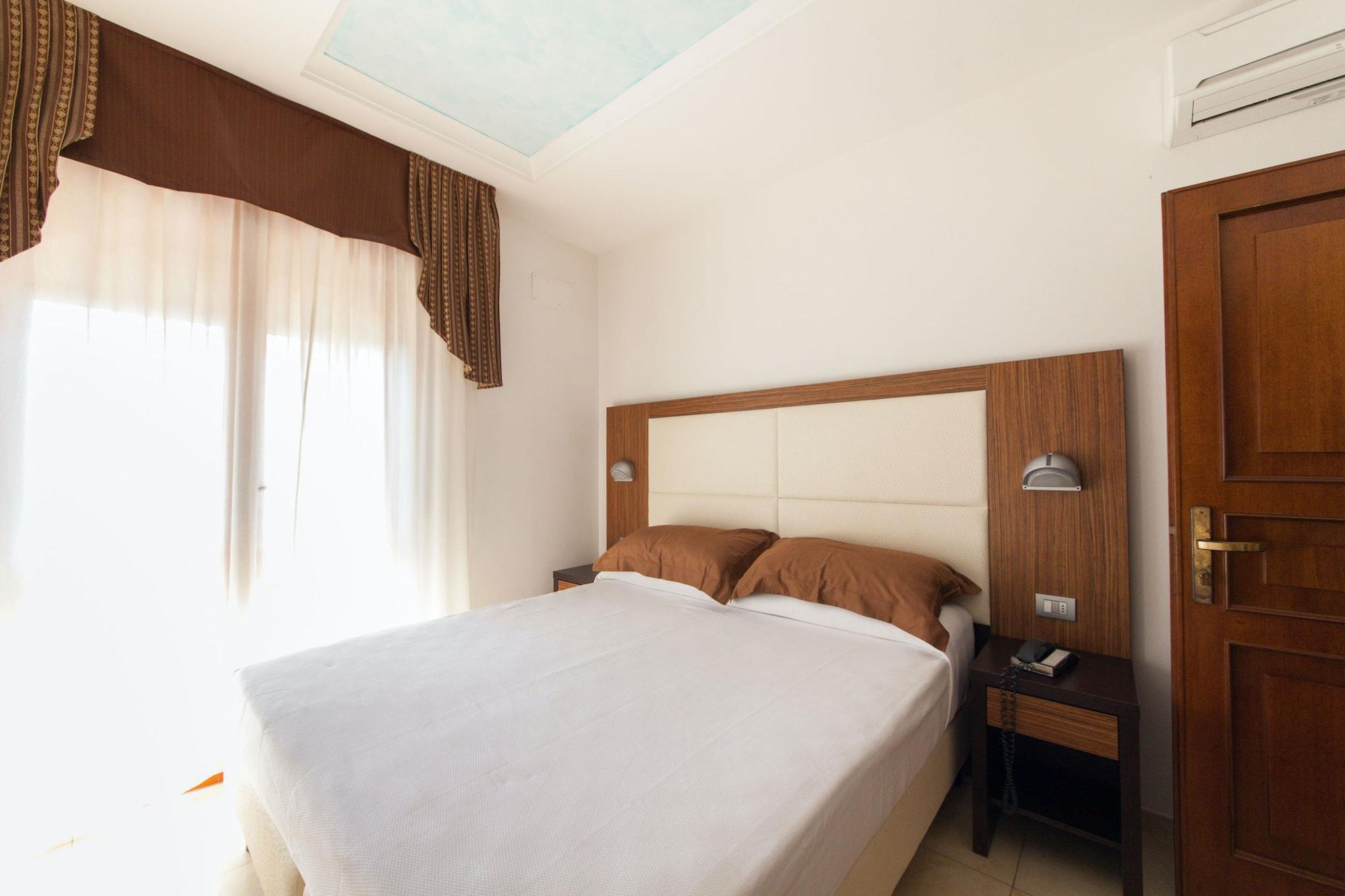 Hotel Palos 리미니 외부 사진