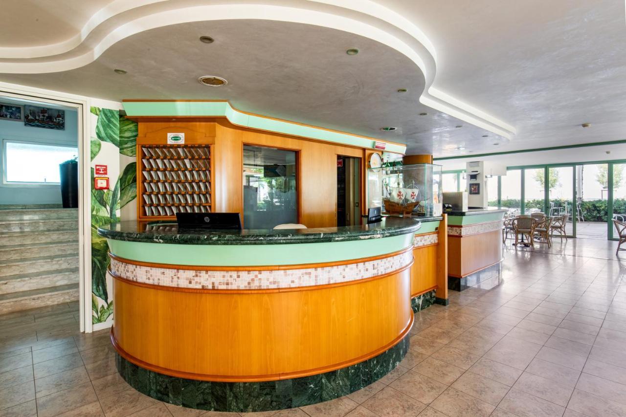 Hotel Palos 리미니 외부 사진